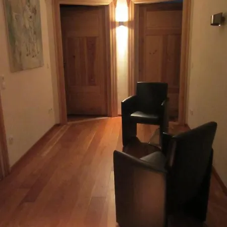Pensjonat Exklusive Gaestezimmer Landau 3*