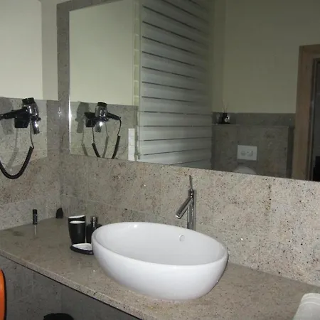 Exklusive Gaestezimmer Landau