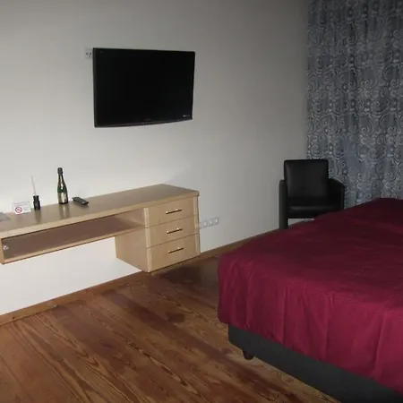 Pensjonat Exklusive Gaestezimmer Landau